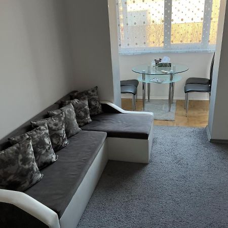 Cosy Central Apartment Varna Luaran gambar