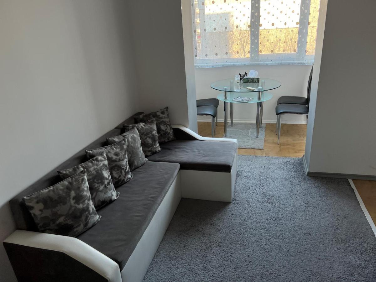 Cosy Central Apartment Varna Luaran gambar