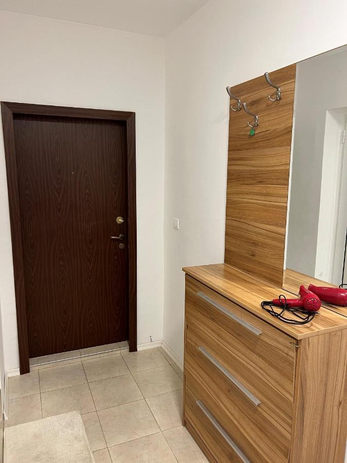 Cosy Central Apartment Varna Luaran gambar