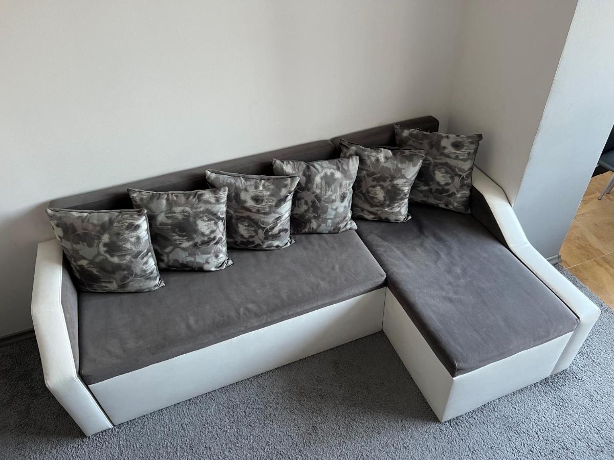 Cosy Central Apartment Varna Luaran gambar