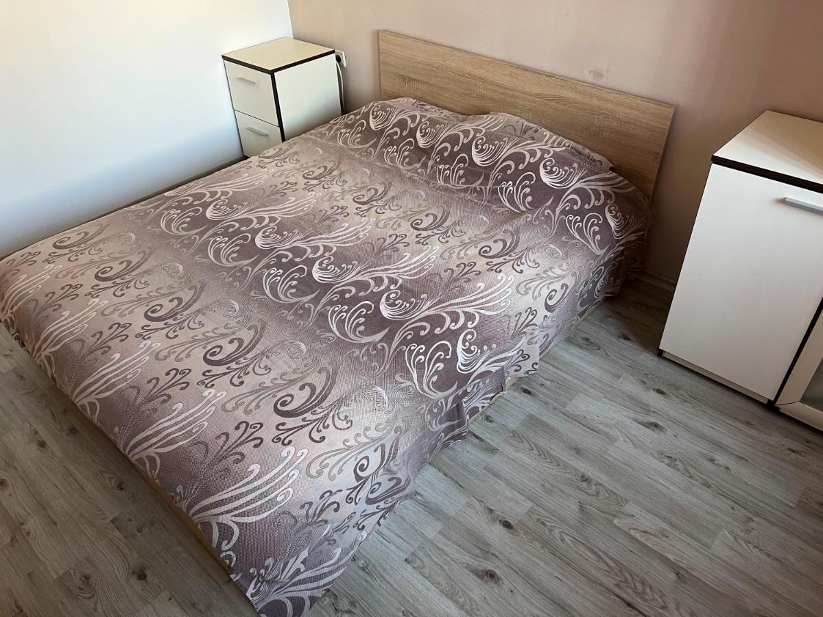 Cosy Central Apartment Varna Luaran gambar